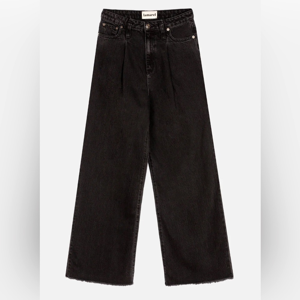 Lamarel Wide Leg Jeans